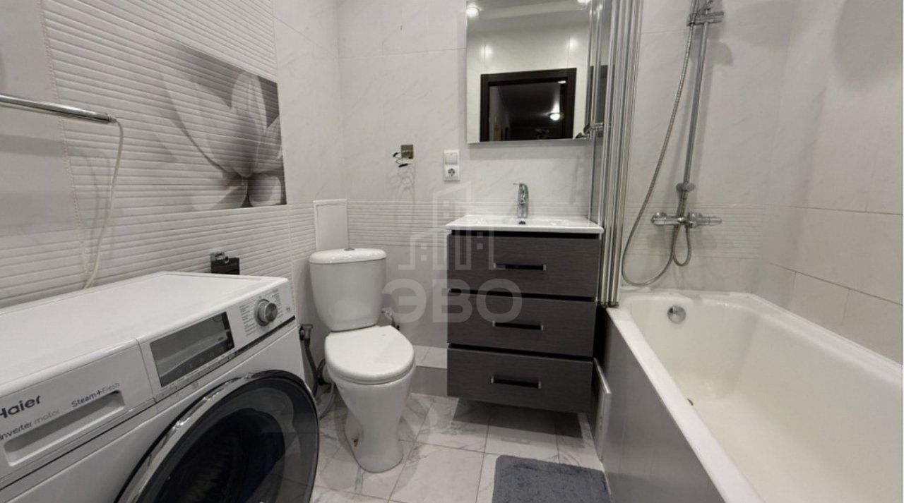 двухкомнатная квартира в Санкт-Петербурге по адресу: Крыленко ул., 1, к 1, строение 8