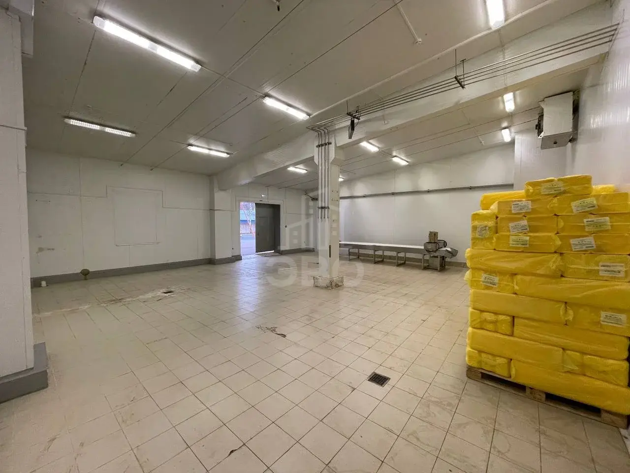 коммерция в Санкт-Петербурге по адресу: Первого Мая ул., 89