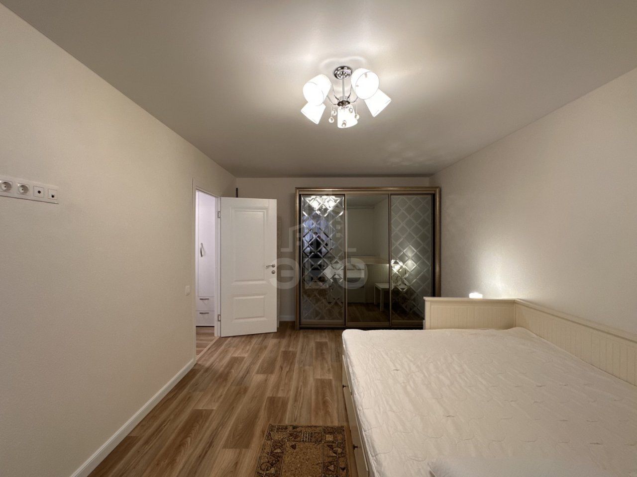 двухкомнатная квартира в Санкт-Петербурге по адресу: Долгоозёрная ул., 1