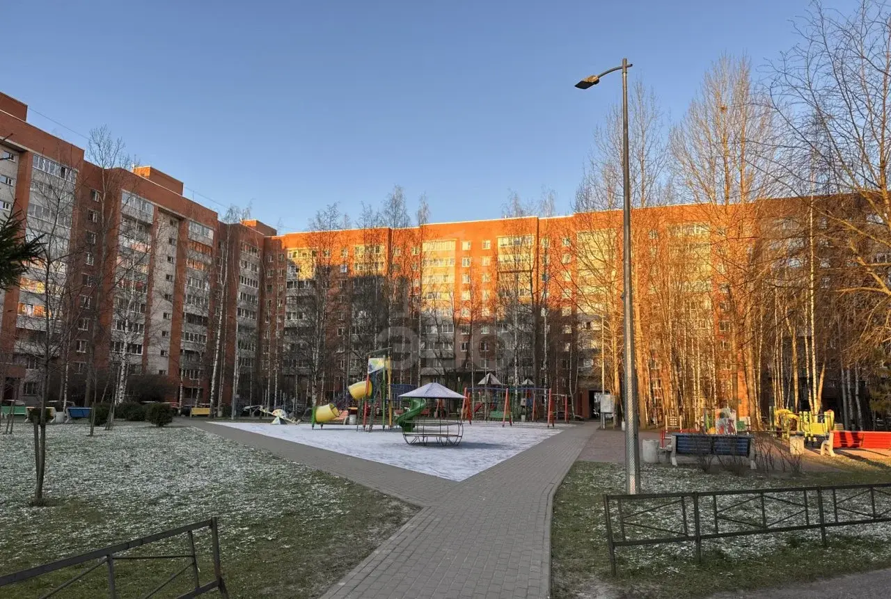 двухкомнатная квартира в Санкт-Петербурге по адресу: Долгоозёрная ул., 1