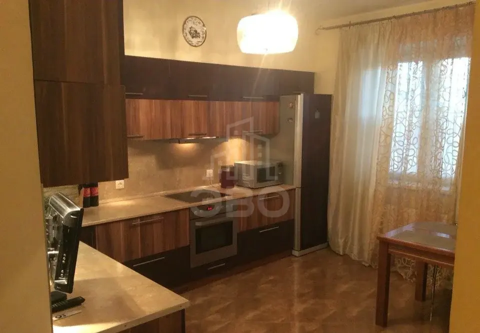 двухкомнатная квартира в Санкт-Петербурге по адресу: Оптиков ул., 45, к 2