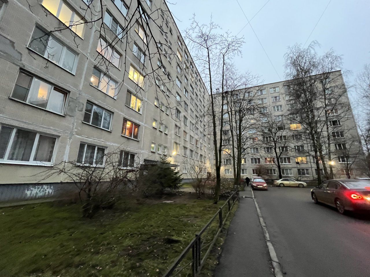 двухкомнатная квартира в Санкт-Петербурге по адресу: Серебристый б-р., 15