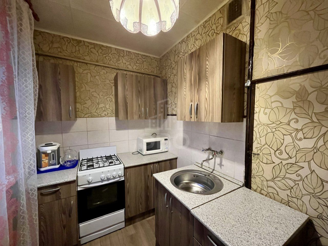 двухкомнатная квартира в Санкт-Петербурге по адресу: Серебристый б-р., 15