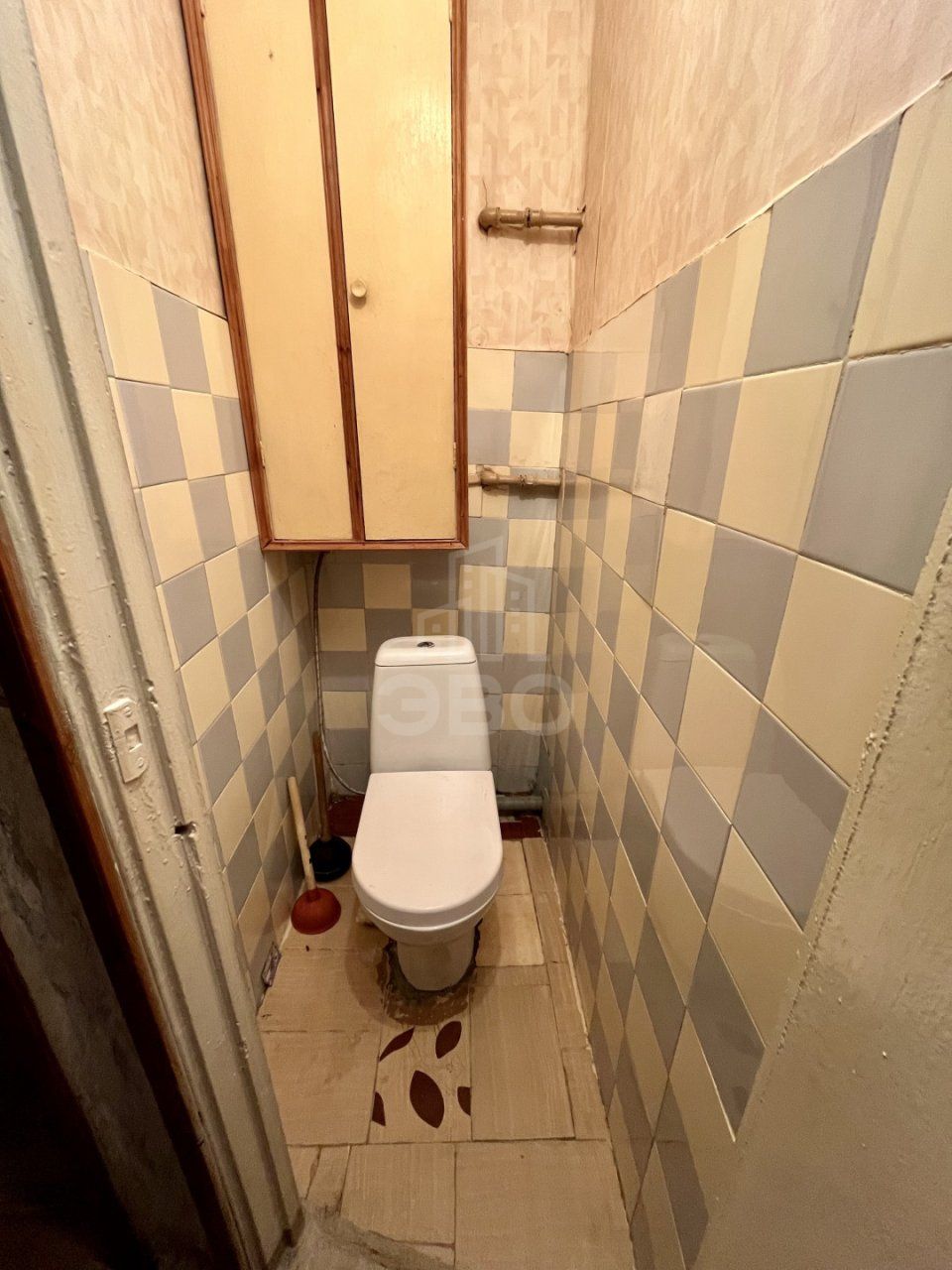 двухкомнатная квартира в Санкт-Петербурге по адресу: Серебристый б-р., 15