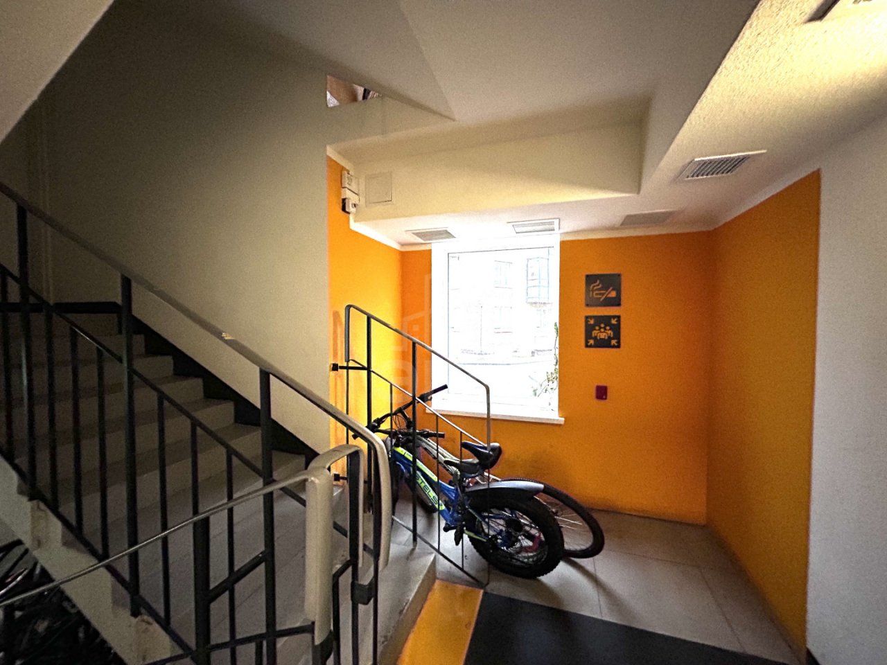 однокомнатная квартира в Санкт-Петербурге по адресу: Юнтоловский проспект, 48, к 1