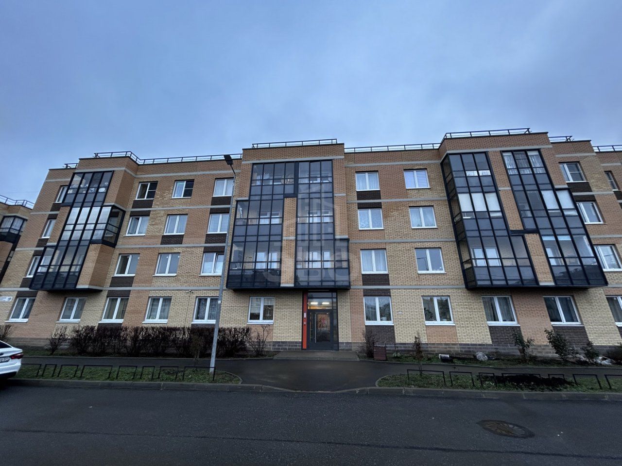 однокомнатная квартира в Санкт-Петербурге по адресу: Юнтоловский проспект, 48, к 1