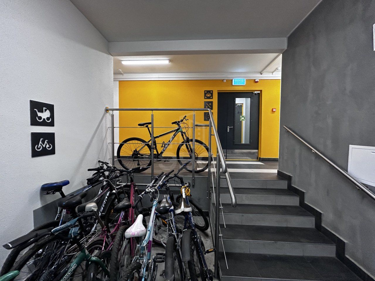 однокомнатная квартира в Санкт-Петербурге по адресу: Юнтоловский проспект, 48, к 1