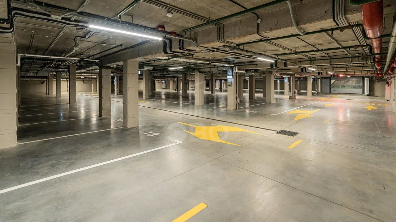 коммерция в Санкт-Петербурге по адресу: Зольная ул., 15