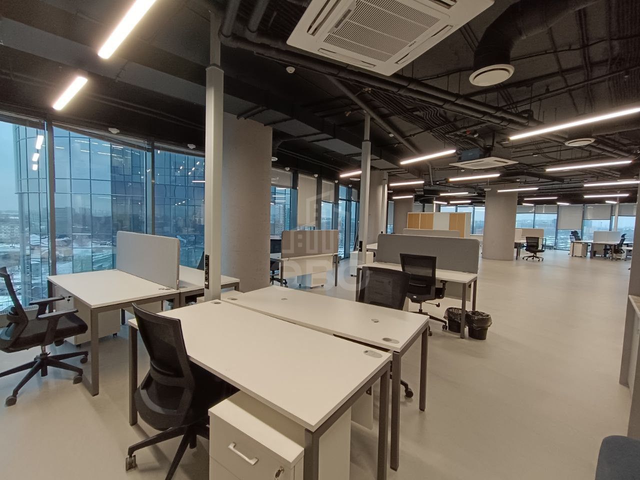 коммерция в Санкт-Петербурге по адресу: Зольная ул., 15