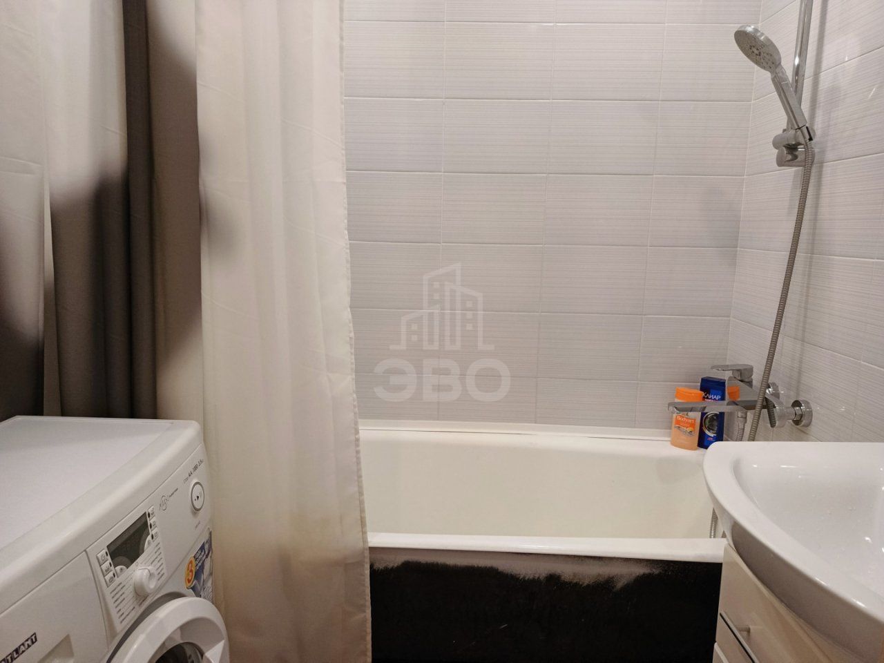 однокомнатная квартира в Санкт-Петербург по адресу: Российский проспект, 14