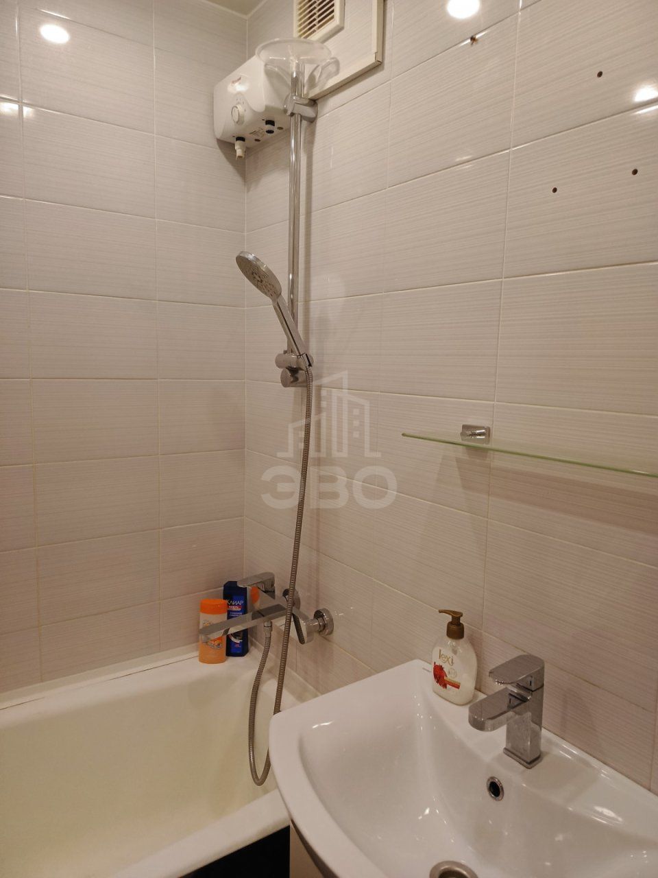 однокомнатная квартира в Санкт-Петербург по адресу: Российский проспект, 14