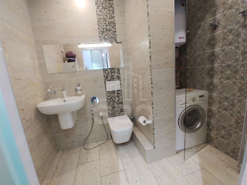 однокомнатная квартира в Санкт-Петербург по адресу: Михайловская ул., 3