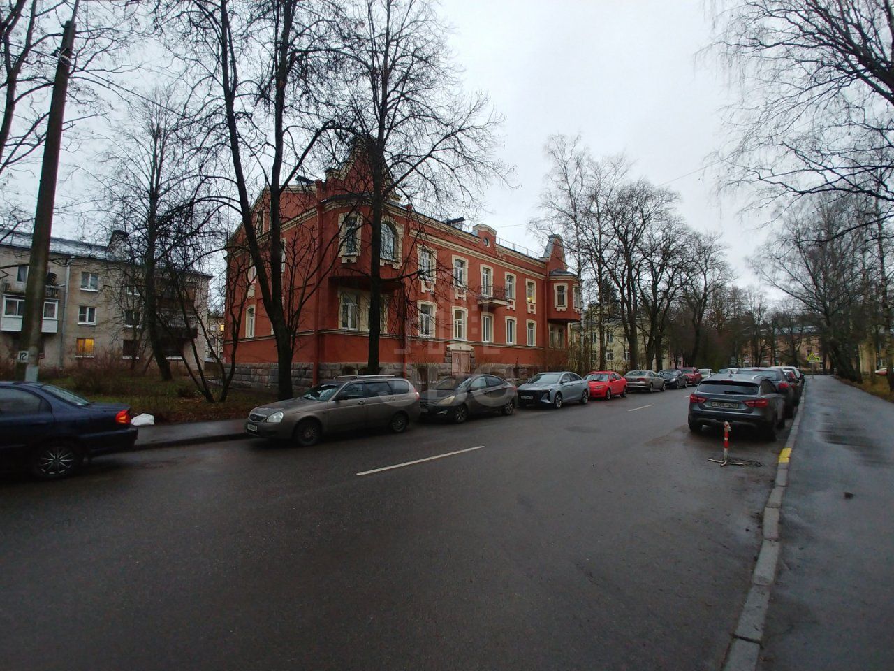 однокомнатная квартира в Санкт-Петербурге по адресу: Михайловская ул., 3