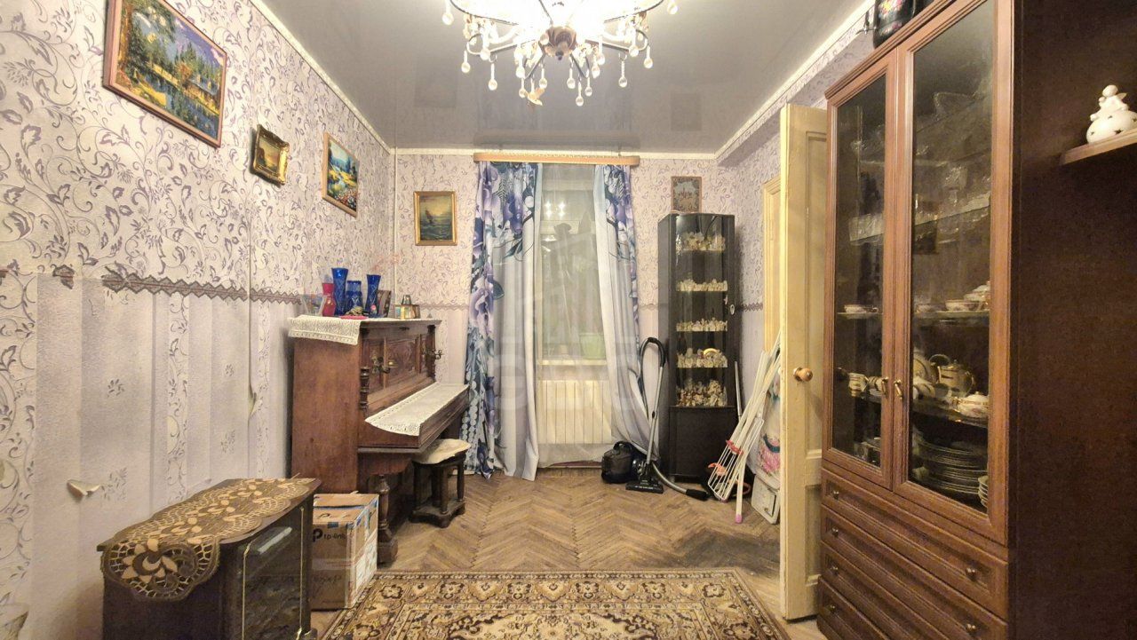 трехкомнатная квартира в Санкт-Петербург по адресу: Оборонная ул., 20/18, литера А