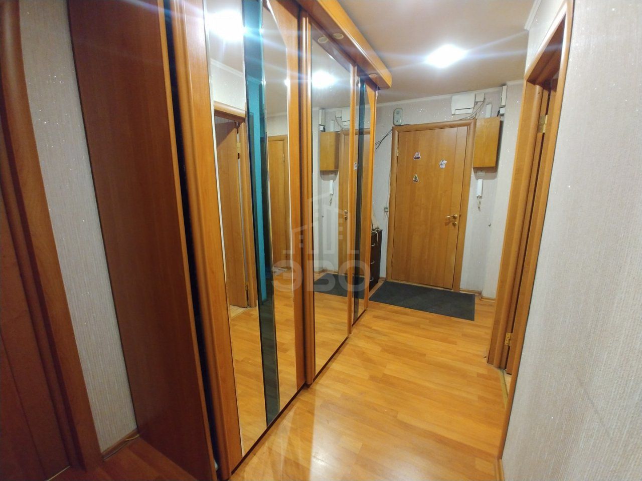 двухкомнатная квартира в Санкт-Петербурге по адресу: Маршала Казакова ул., 9, к 2