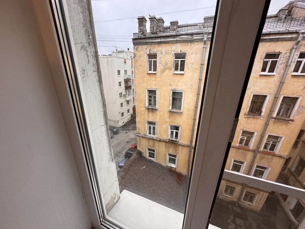 комната в Санкт-Петербурге по адресу: Серпуховская ул., 7