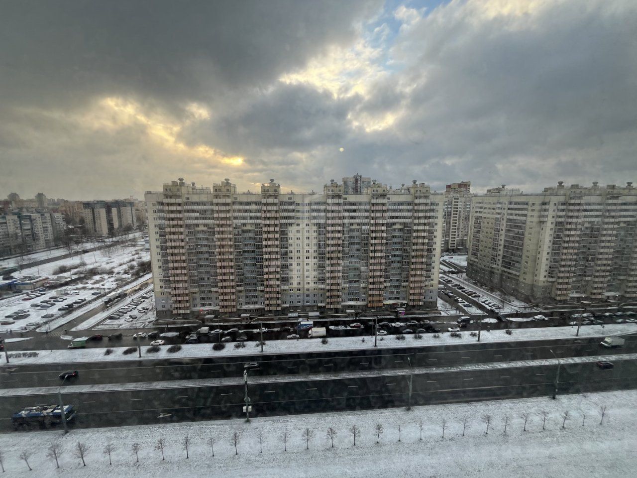 однокомнатная квартира в Санкт-Петербурге по адресу: Ленинский проспект, 68, строение 1