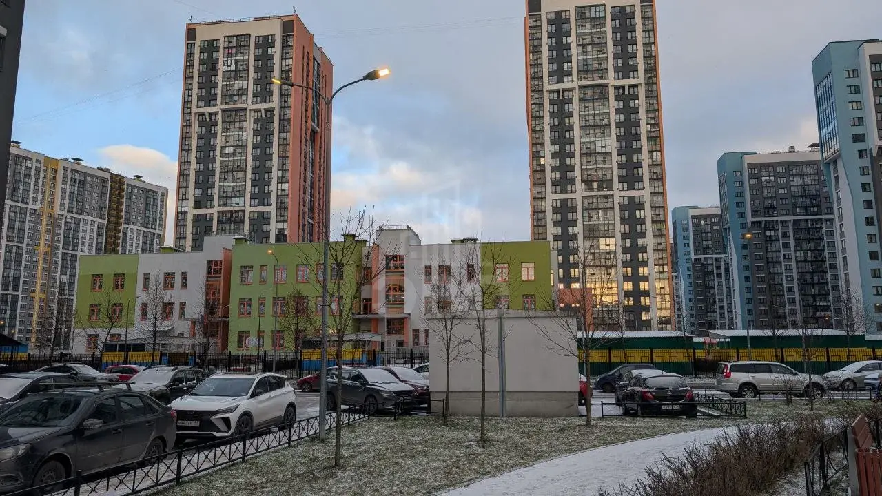 однокомнатная квартира в Санкт-Петербурге по адресу: Парашютная ул., 61, к 1