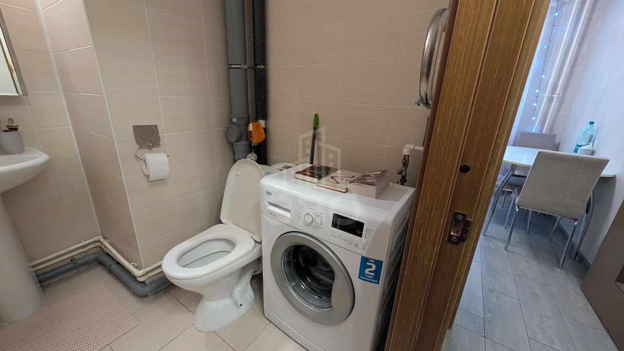 однокомнатная квартира в Санкт-Петербурге по адресу: Парашютная ул., 61, к 1