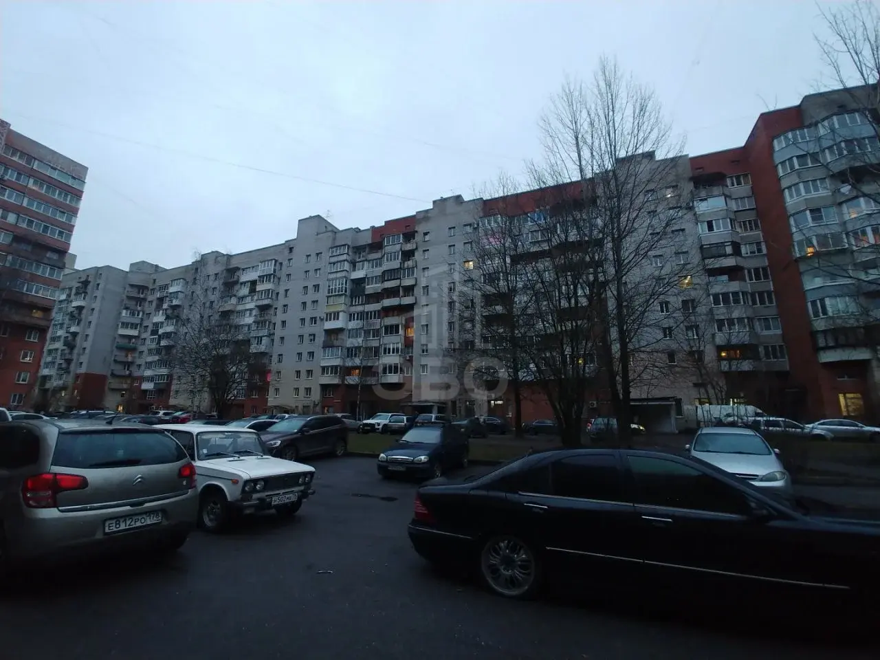 трехкомнатная квартира в Санкт-Петербурге по адресу: Ленинский проспект, 91