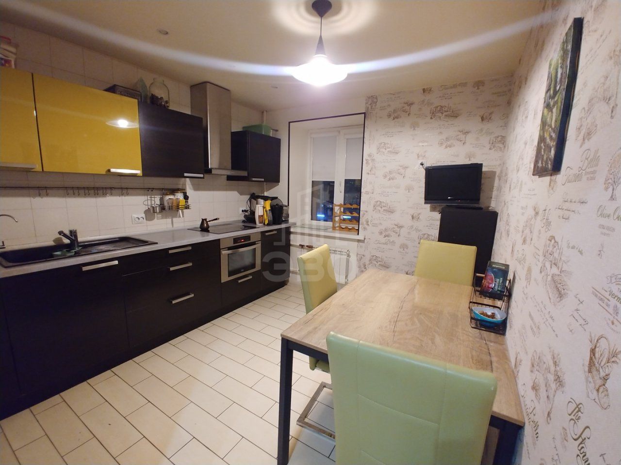 трехкомнатная квартира в Санкт-Петербурге по адресу: Ленинский проспект, 91