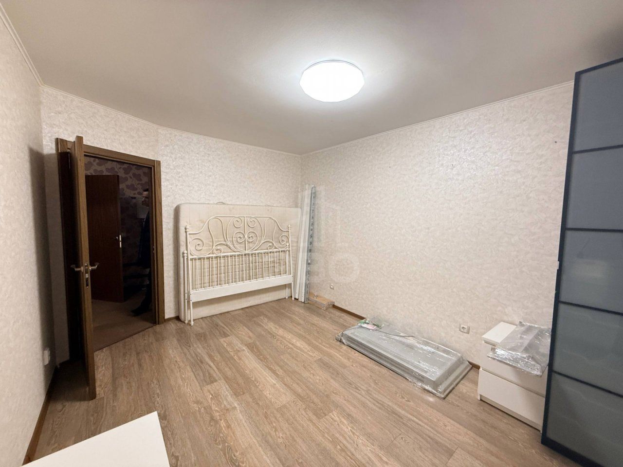 двухкомнатная квартира в Санкт-Петербурге по адресу: Космонавтов проспект, 37