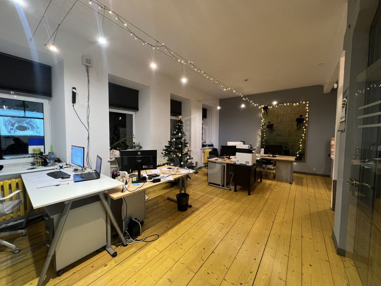 коммерция в Санкт-Петербурге по адресу: Реки Карповки наб., 21, литера А