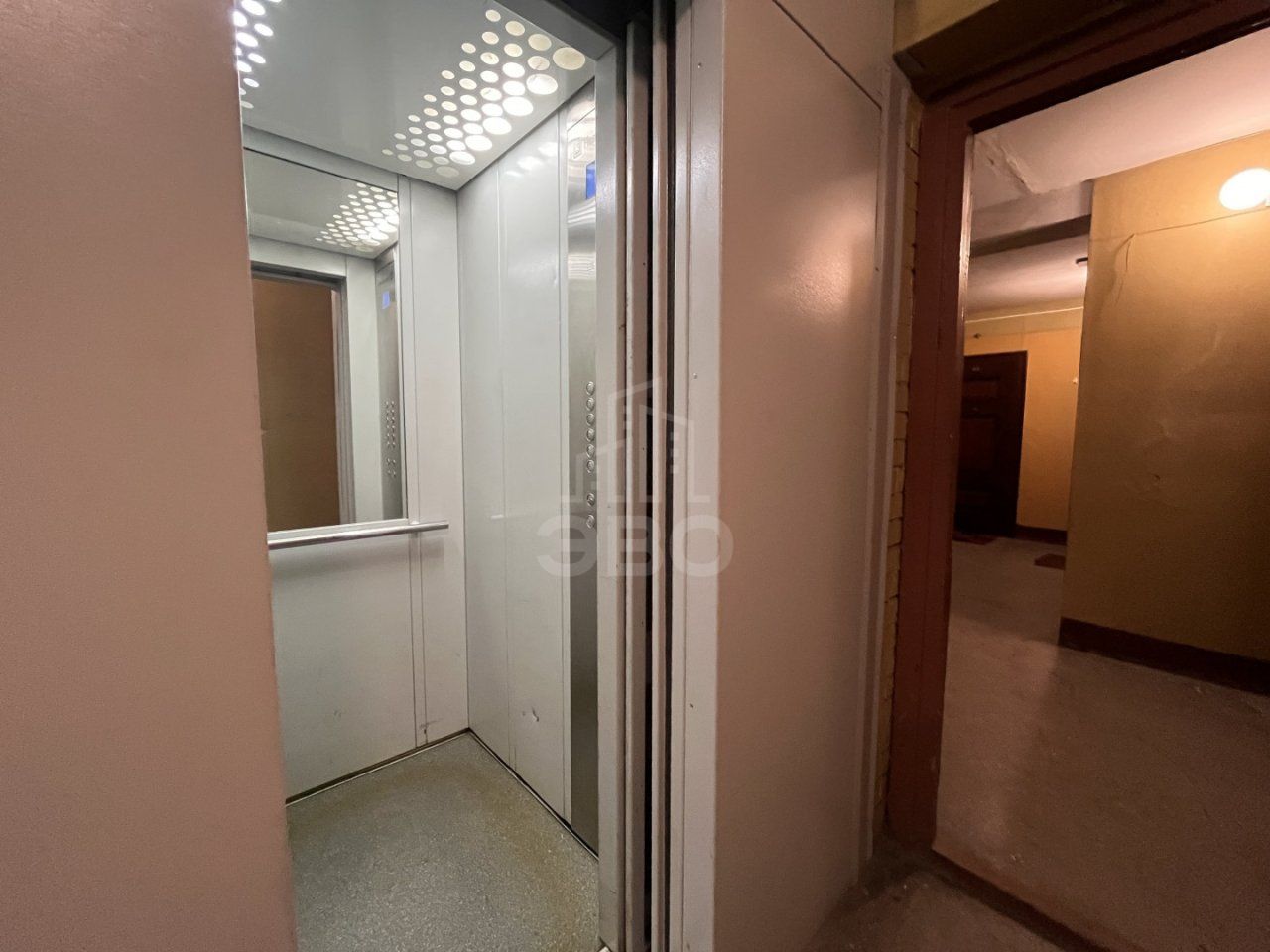 двухкомнатная квартира в Санкт-Петербурге по адресу: Науки проспект, 49