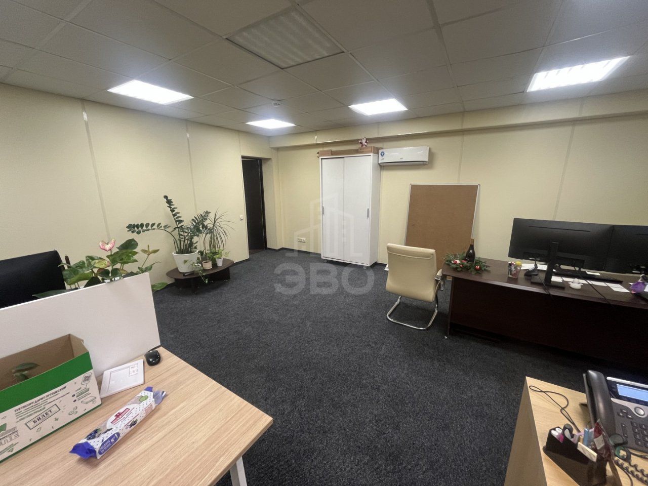 коммерция в Санкт-Петербурге по адресу: Оптиков ул., 4