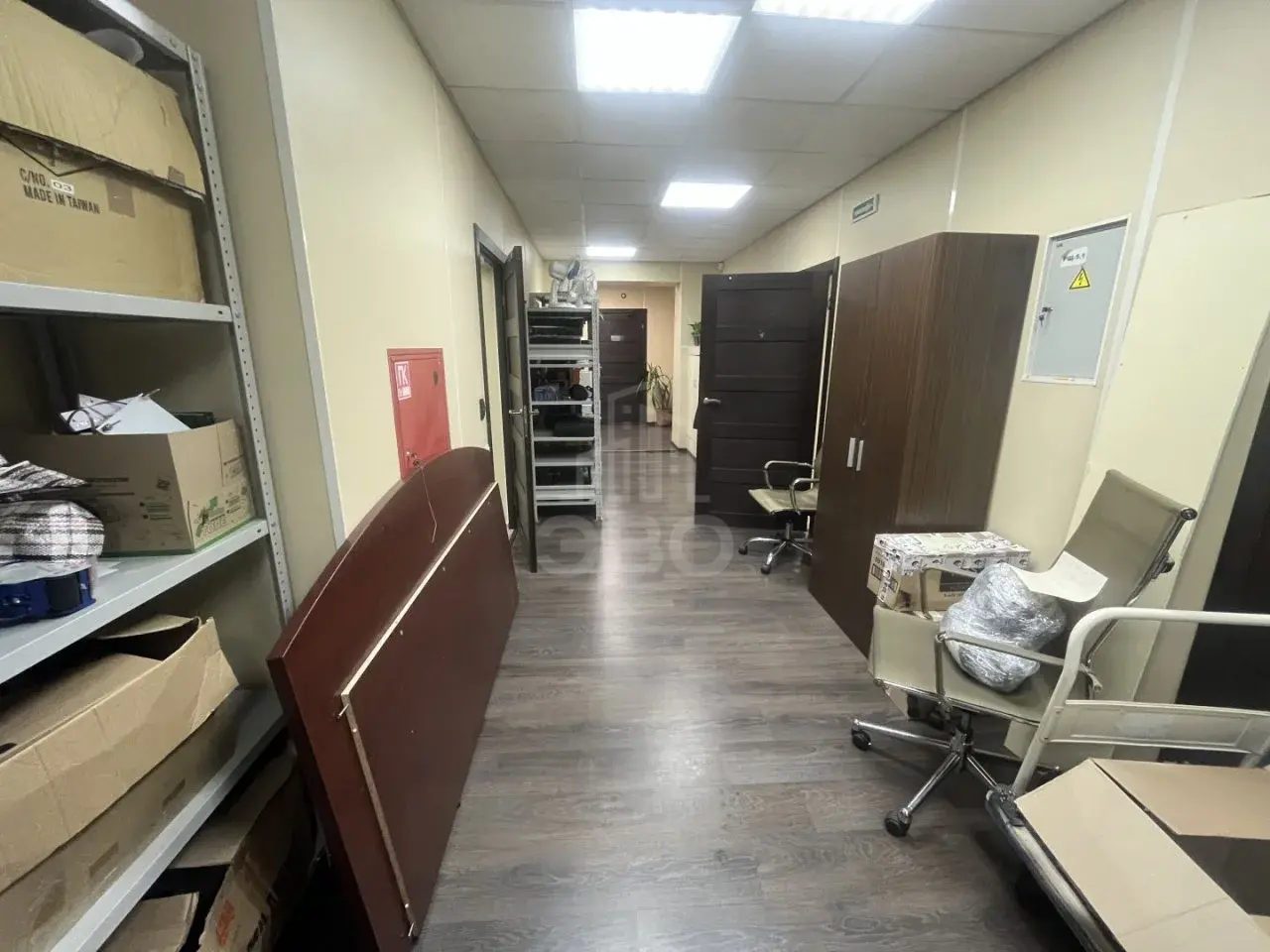 коммерция в Санкт-Петербурге по адресу: Оптиков ул., 4