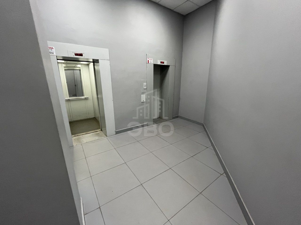 коммерция в Санкт-Петербурге по адресу: Оптиков ул., 4