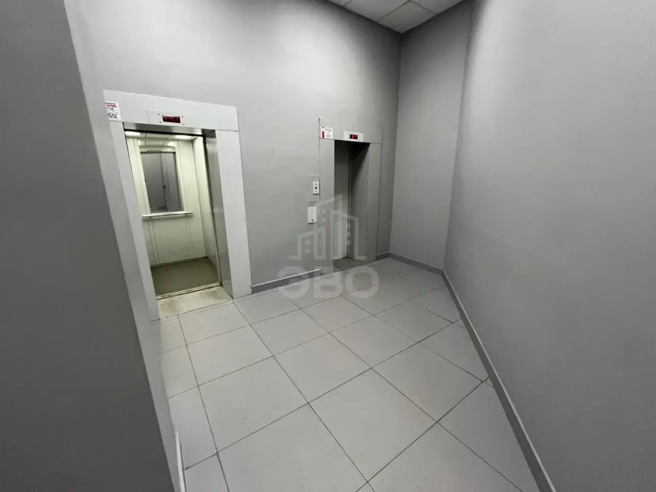 коммерция в Санкт-Петербурге по адресу: Оптиков ул., 4