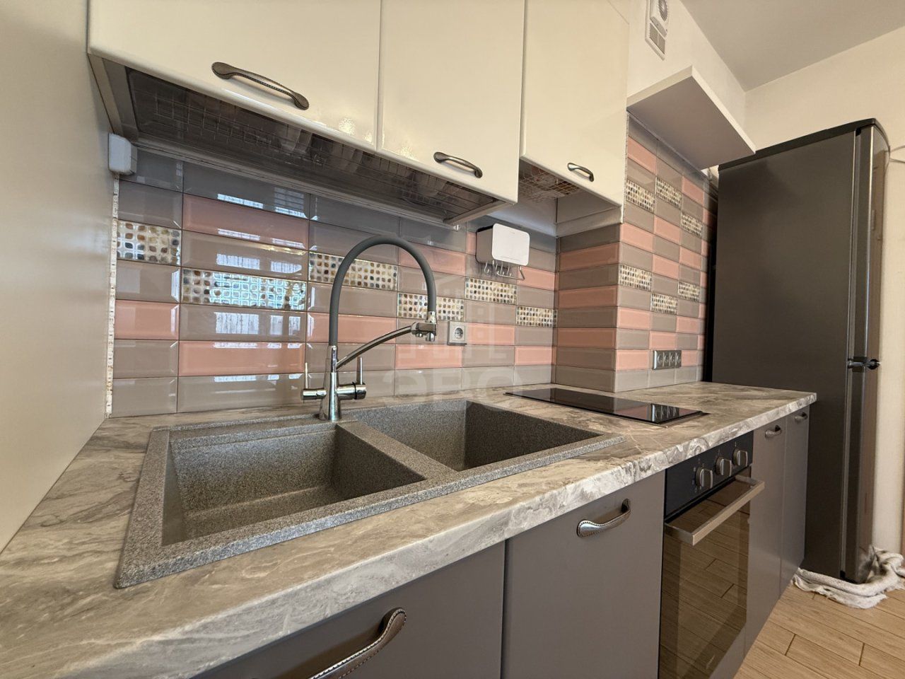 однокомнатная квартира в Санкт-Петербурге по адресу: Дальневосточный проспект, 27, к 3, строение 1