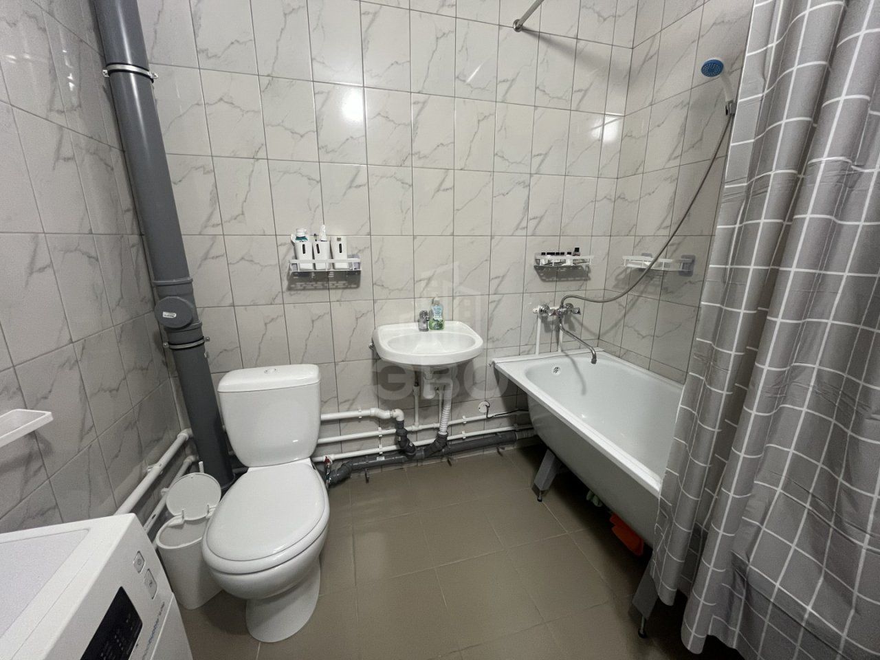 трехкомнатная квартира в Санкт-Петербург по адресу: Ленинский проспект, 68