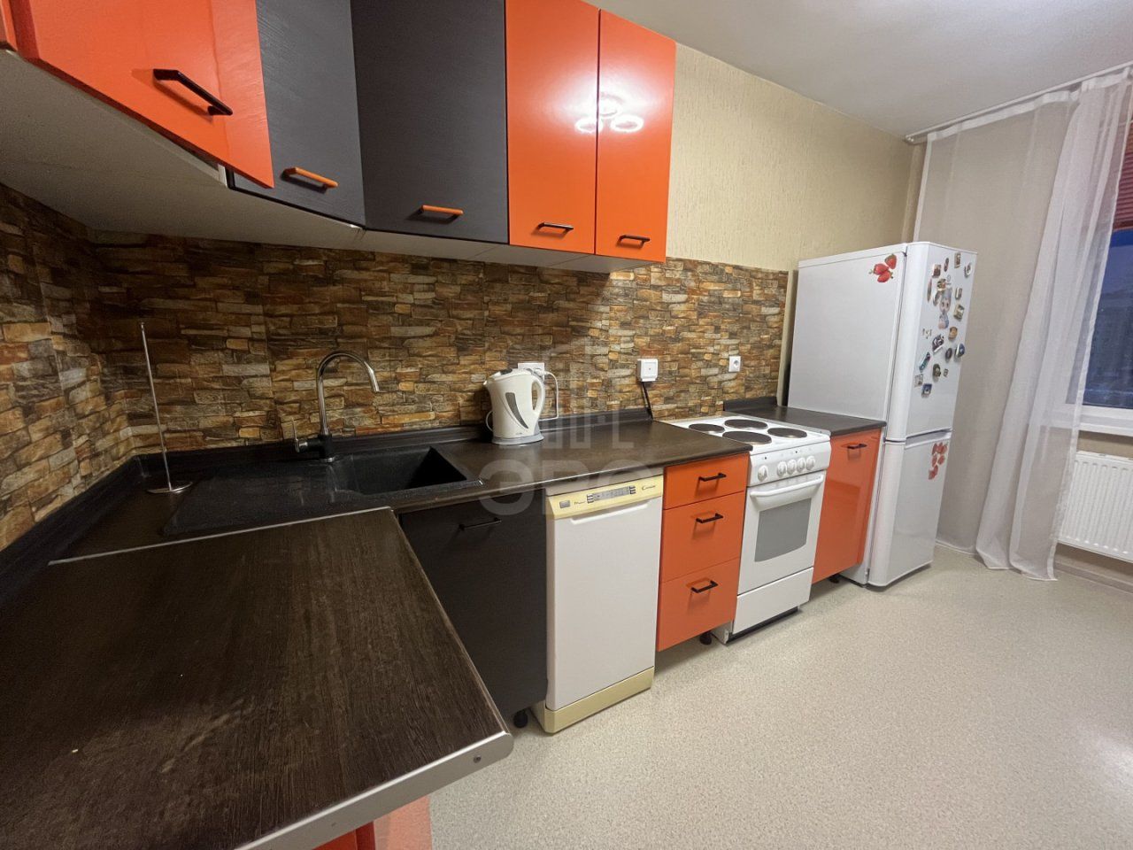 трехкомнатная квартира в Санкт-Петербург по адресу: Ленинский проспект, 68