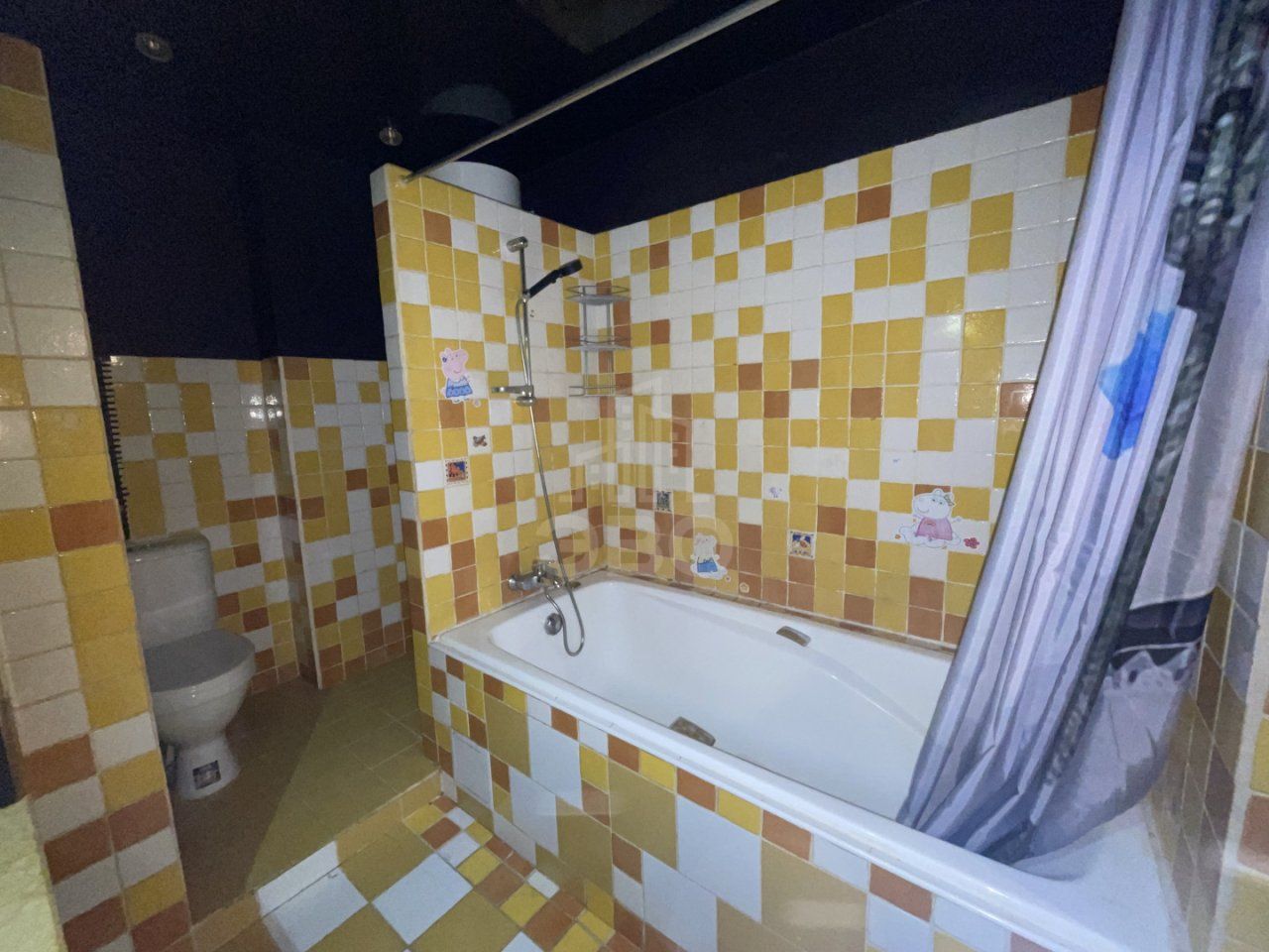 трехкомнатная квартира в Санкт-Петербург по адресу: Одоевского ул., 28