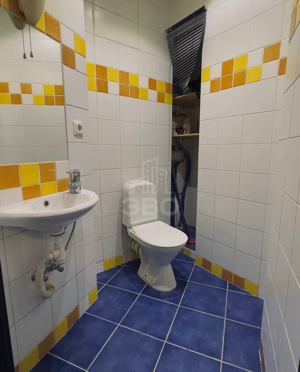 трехкомнатная квартира в Санкт-Петербург по адресу: Одоевского ул., 28