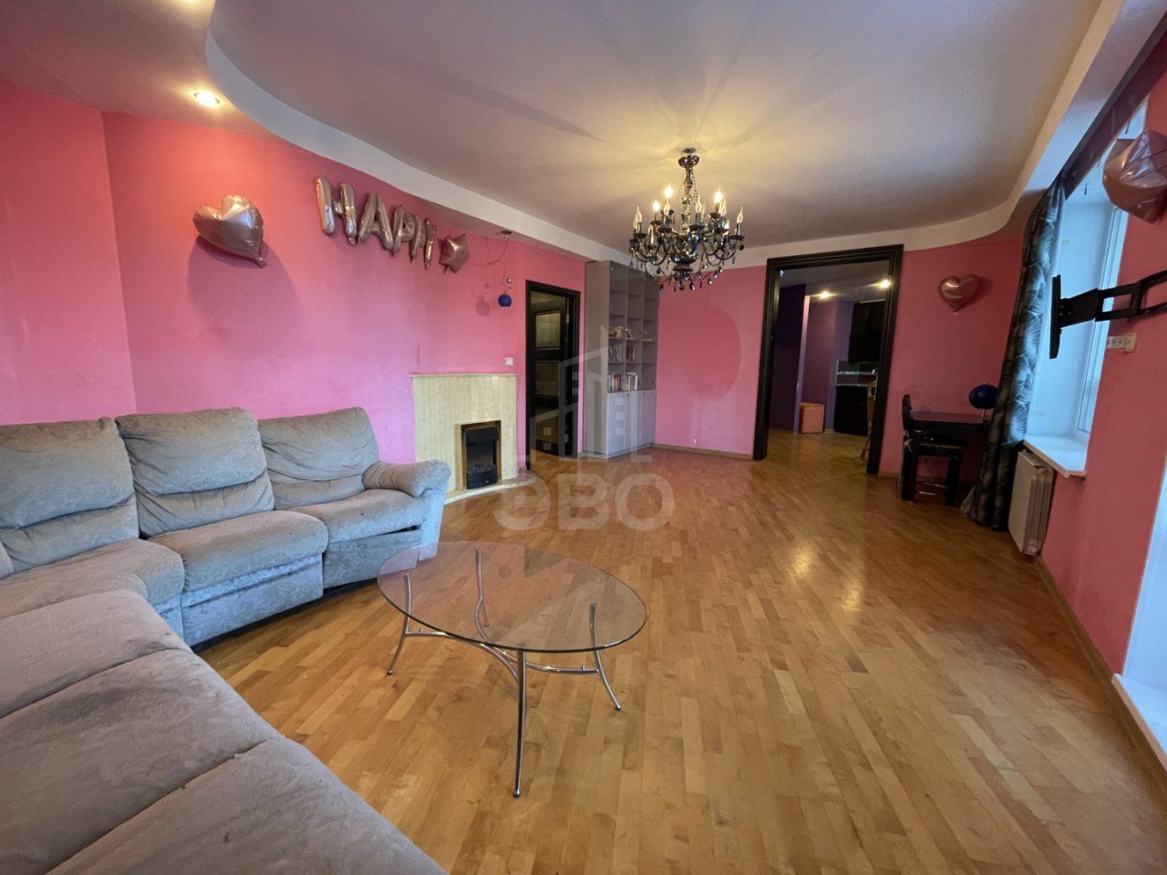 трехкомнатная квартира в Санкт-Петербург по адресу: Одоевского ул., 28