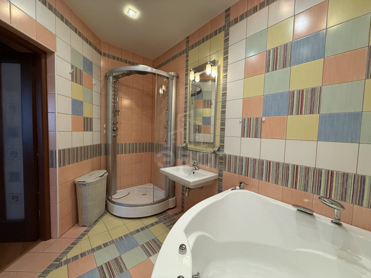 двухкомнатная квартира в Санкт-Петербург по адресу: Маршала Жукова проспект, 36, к 1