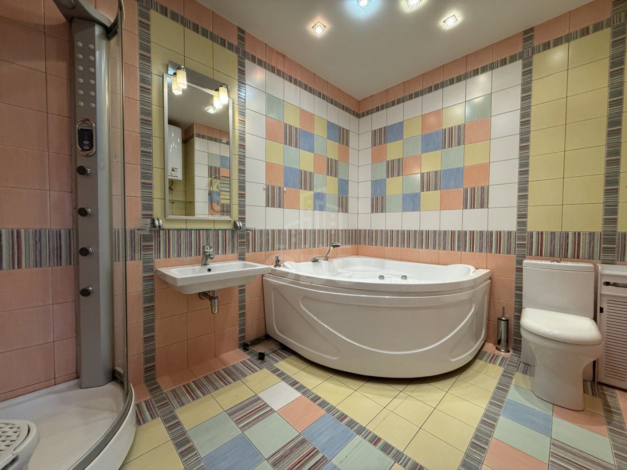 двухкомнатная квартира в Санкт-Петербург по адресу: Маршала Жукова проспект, 36, к 1