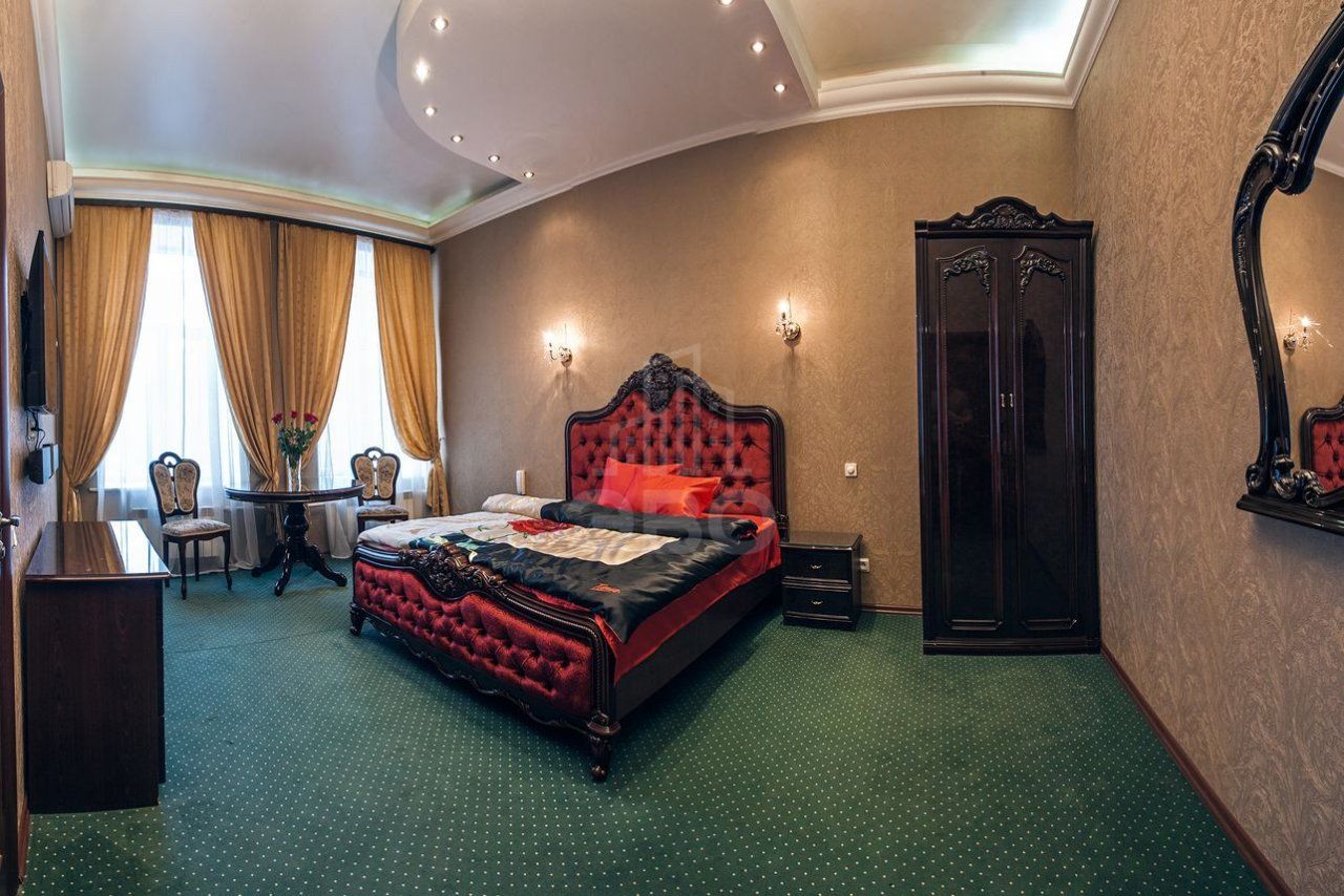 коммерция в Санкт-Петербург по адресу: Каменноостровский проспект, 24