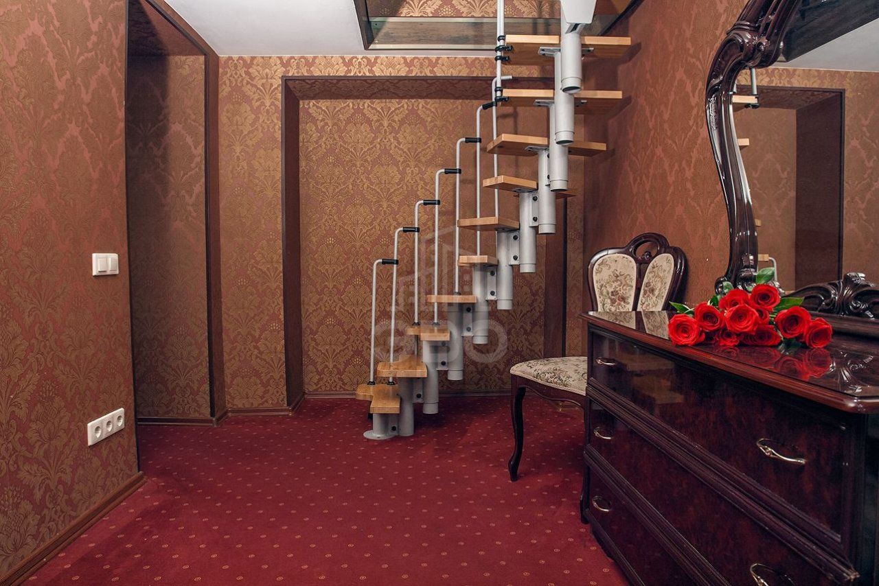 коммерция в Санкт-Петербург по адресу: Каменноостровский проспект, 24