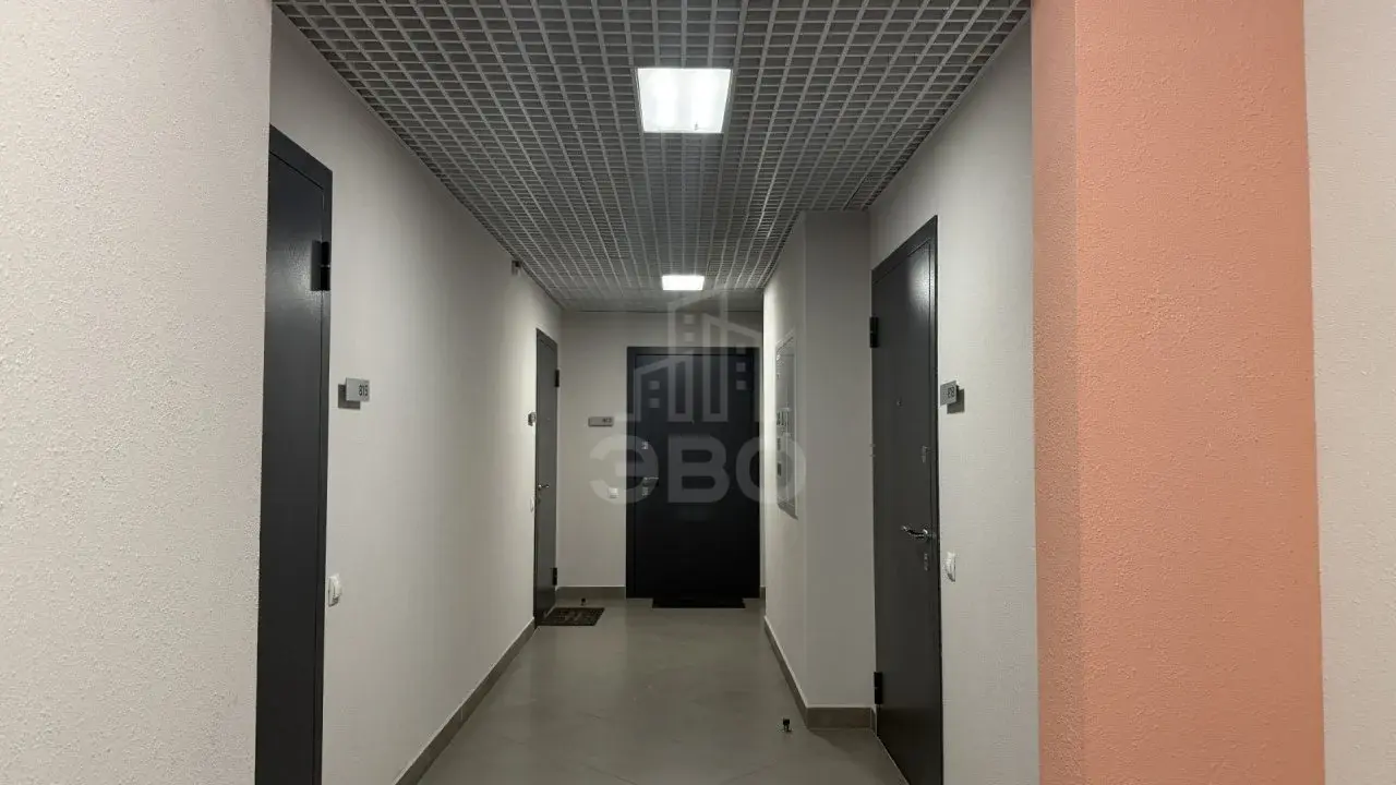 однокомнатная квартира в Санкт-Петербурге по адресу: Дыбенко ул., 5, к 1, строение 1