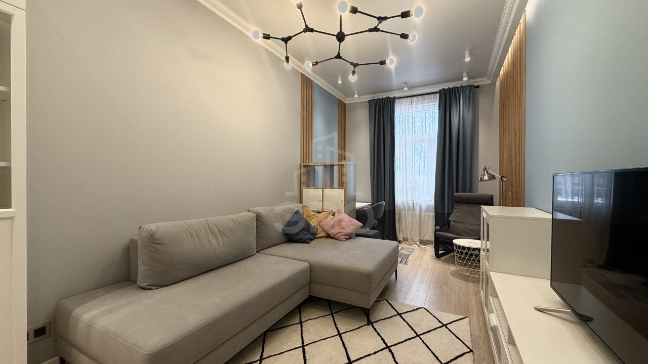 двухкомнатная квартира в Санкт-Петербурге по адресу: Малый В.О. проспект, 52, строение 1