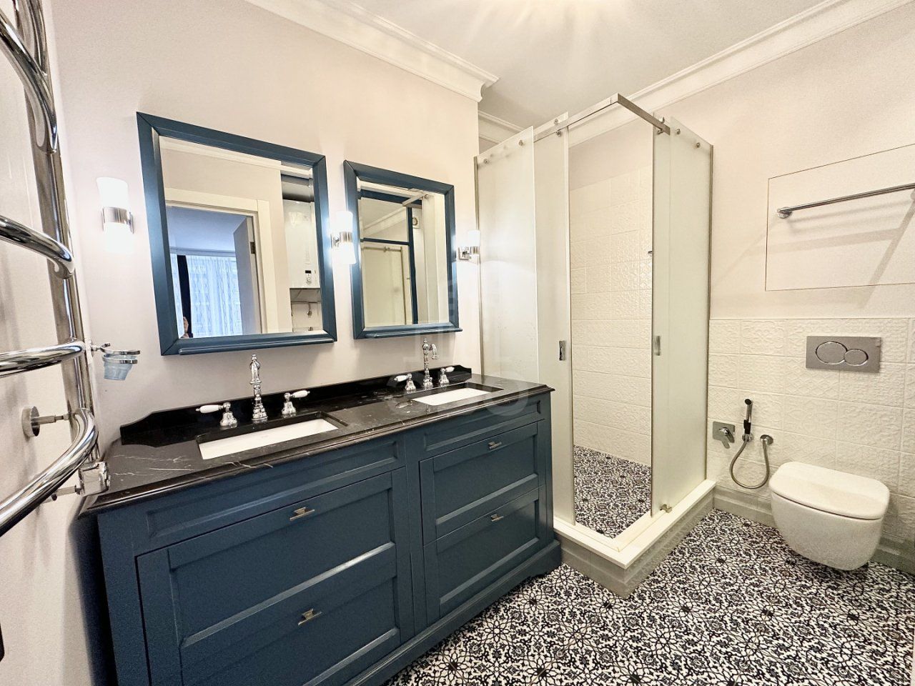 трехкомнатная квартира в Санкт-Петербург по адресу: Верности ул., 17