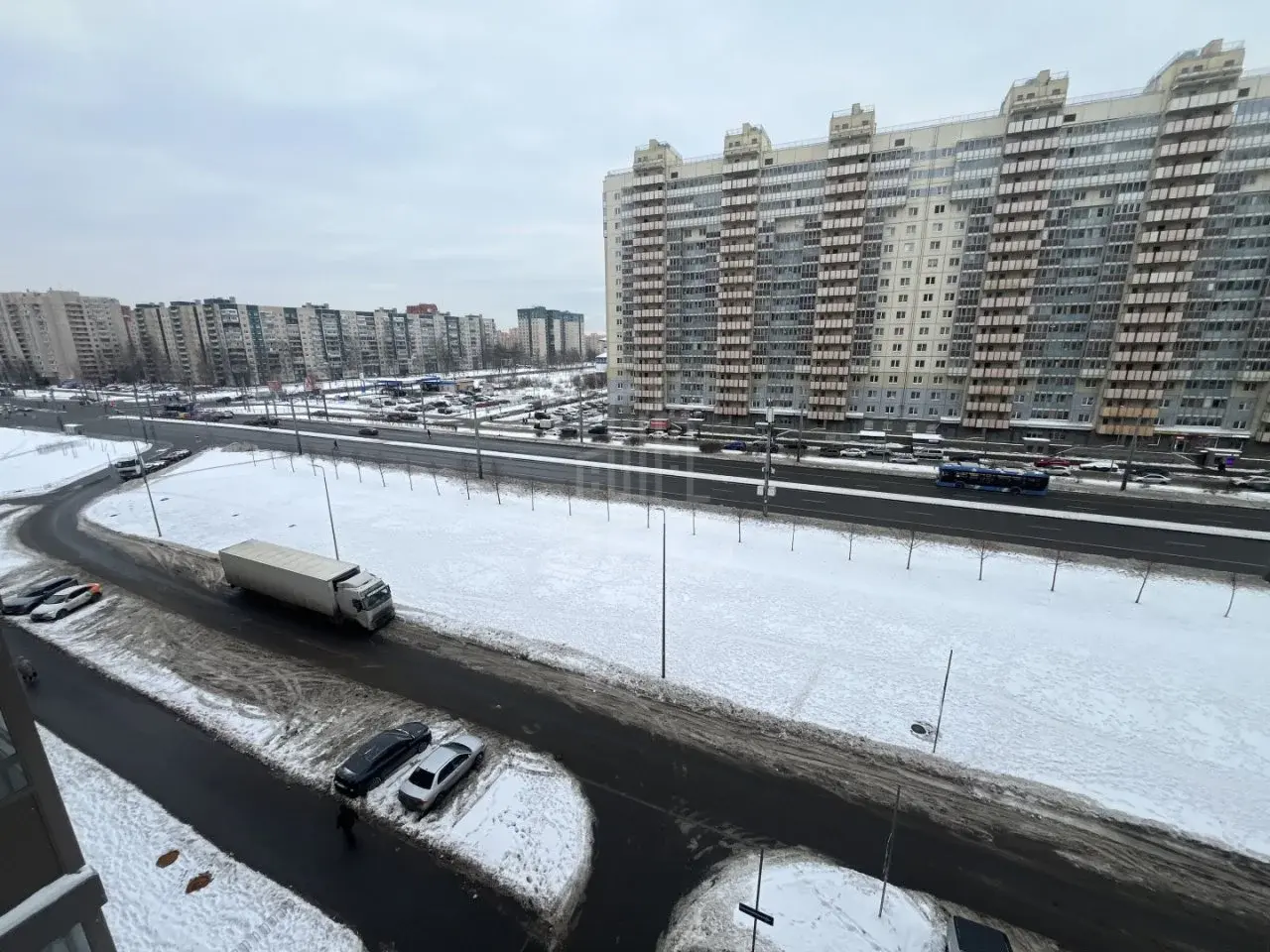 трехкомнатная квартира в Санкт-Петербурге по адресу: Ленинский проспект, 68
