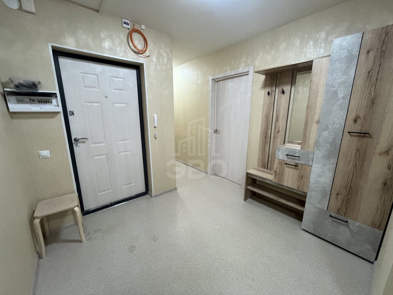 трехкомнатная квартира в Санкт-Петербурге по адресу: Ленинский проспект, 68