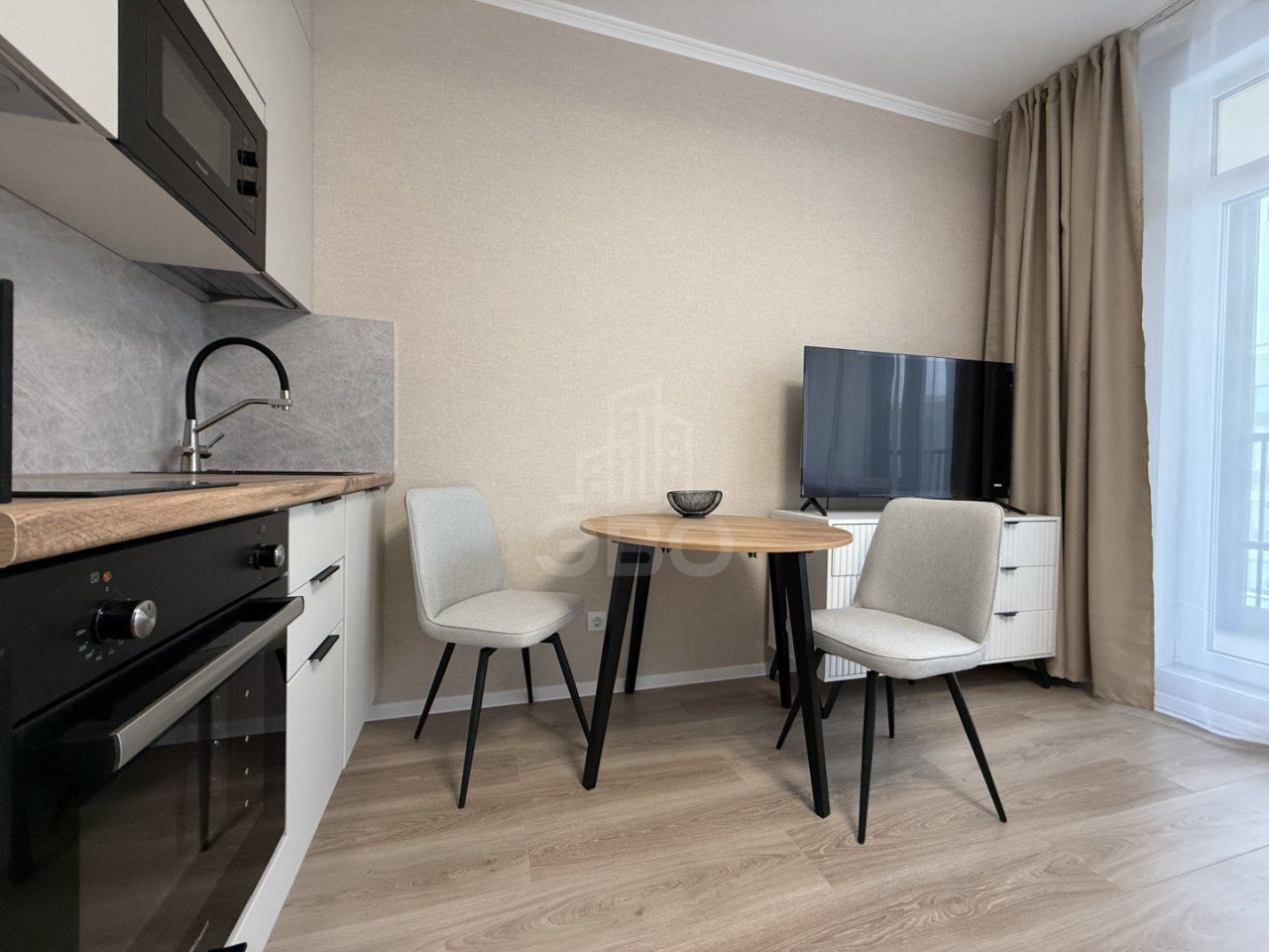 студия в Санкт-Петербург по адресу: Буденного проспект, 26, к 7, строение 1