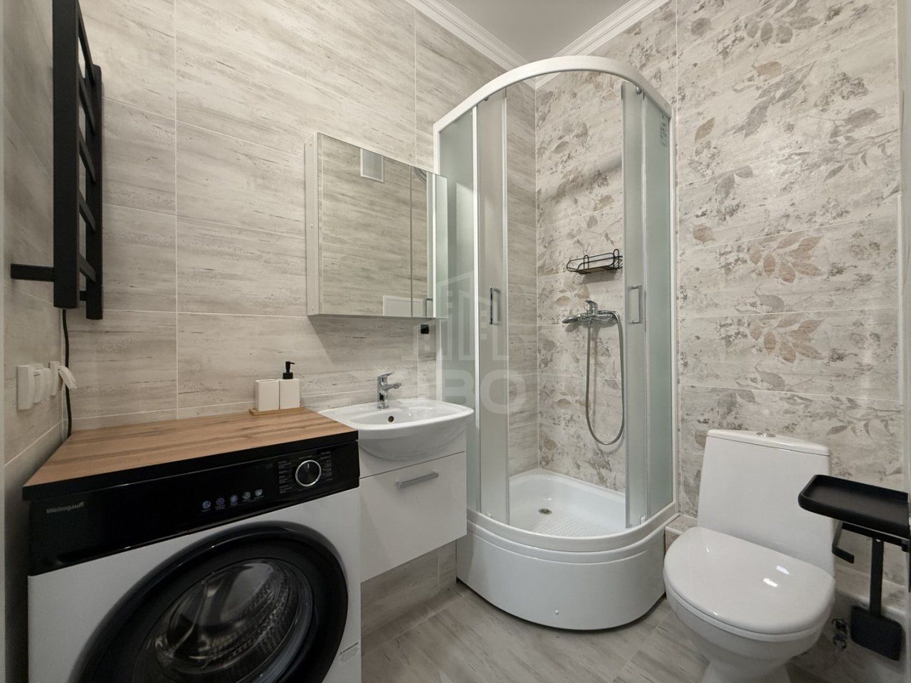 студия в Санкт-Петербург по адресу: Буденного проспект, 26, к 7, строение 1