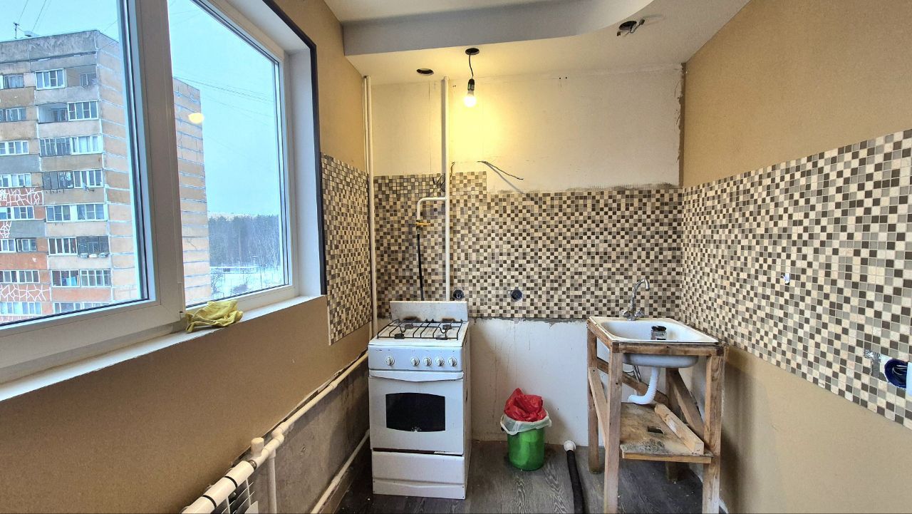 однокомнатная квартира в Санкт-Петербурге по адресу: Ораниенбаумский проспект, 37, к 1